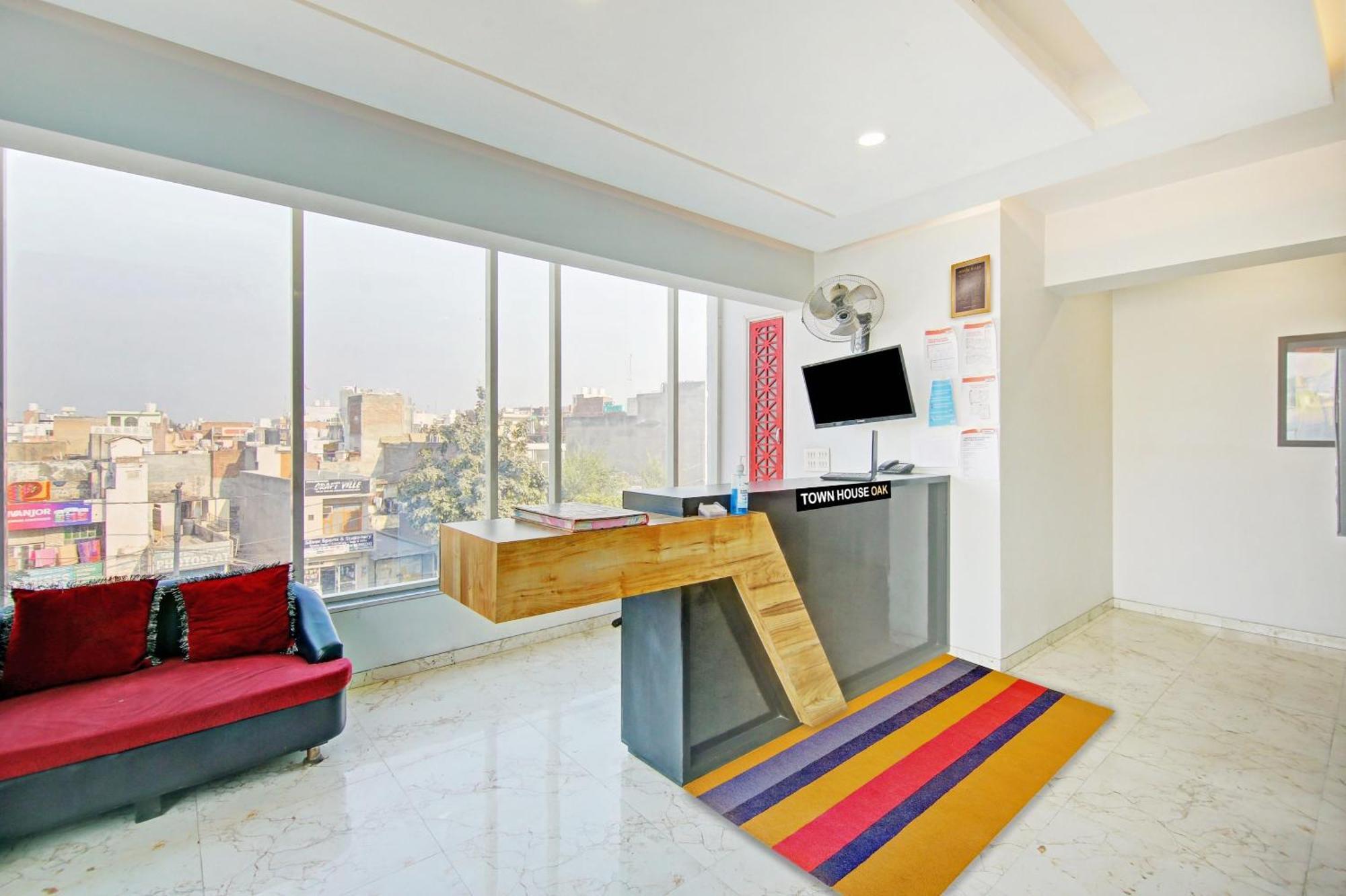 Super Townhouse Geetanjali Inn คูร์เคาน์ ภายนอก รูปภาพ